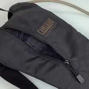 Camelbak Sabre 85 OZ Mil Spec Crux EUC unisex Camelbak | Bags | Camelbak Sabre 85 Oz Mil Spec Crux Euc  main image 3